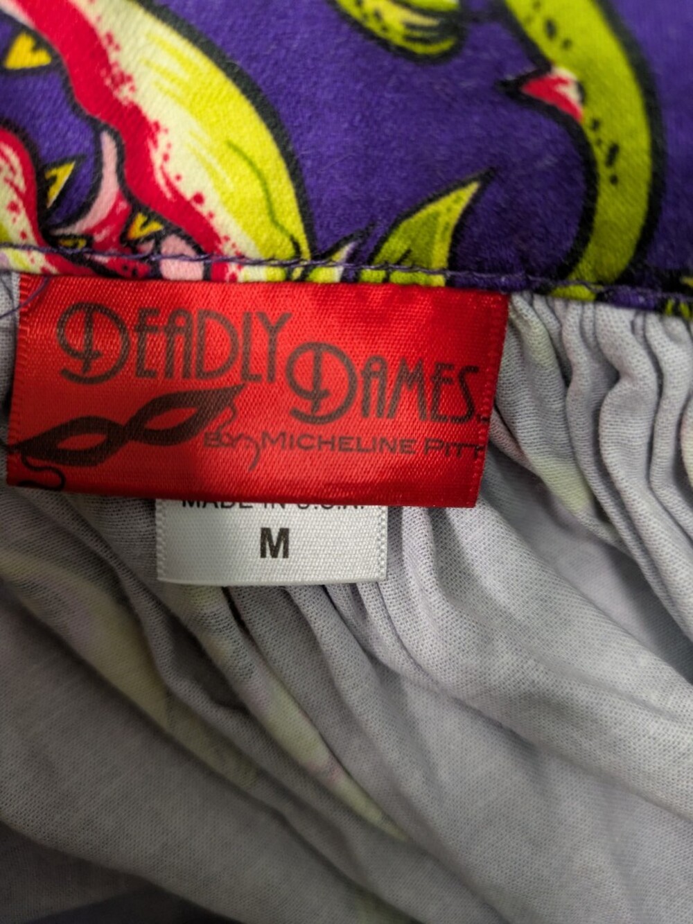 Deadly Dames Venus Fly Trap Skirt Medium - Picture 2 of 6